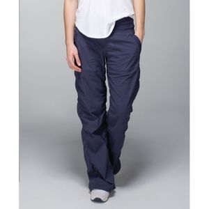 black lululemon studio pants